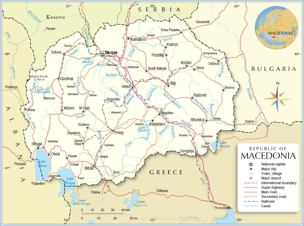 Mapa político con carreteras y comunicaciones de Macedonia